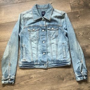 Vintage 90’s GAP Jean Jacket - Small